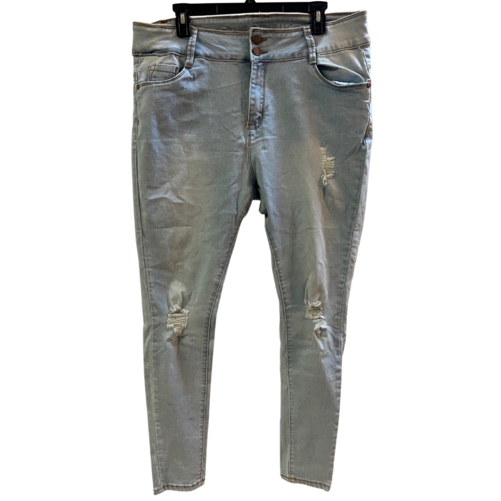 Plus Size Light wash Denim Jeans